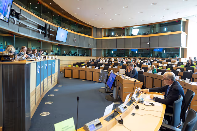 Photo 17 : IMCO Committee