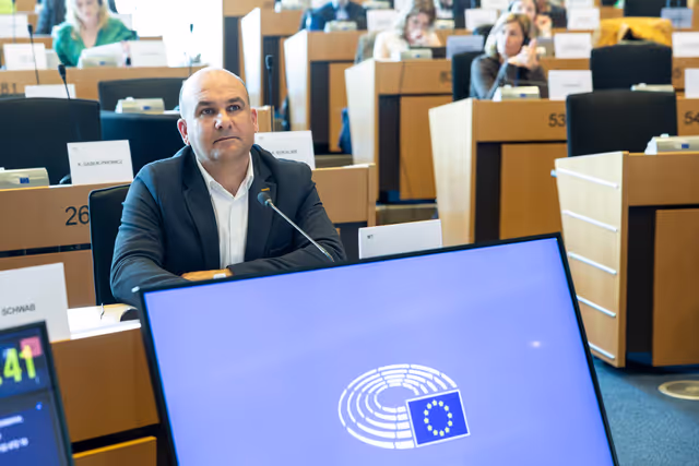 Photo 7 : IMCO Committee