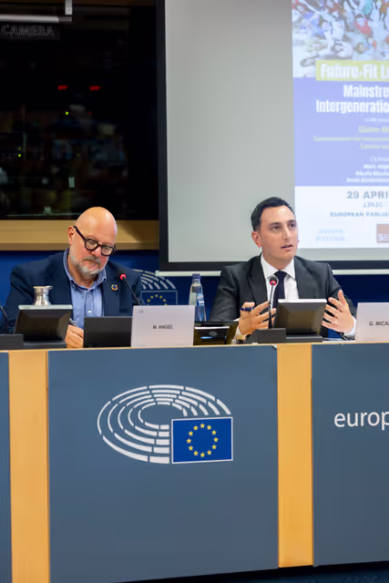 Снимка 21: Future-Fit legislation: Mainstreaming Intergenerational Fairness