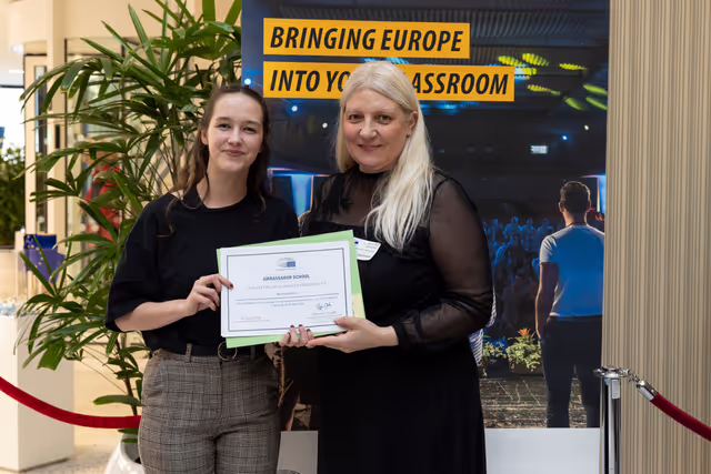 Foto 24: LUX Audience Award 2025 - Youth Seminar with European Parliament Ambassador School teachers and students