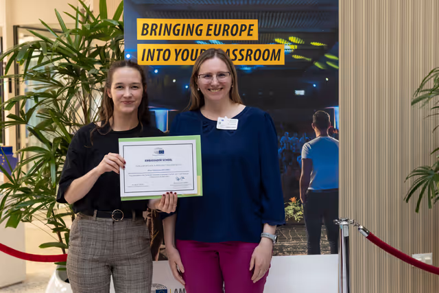 Foto 20: LUX Audience Award 2025 - Youth Seminar with European Parliament Ambassador School teachers and students