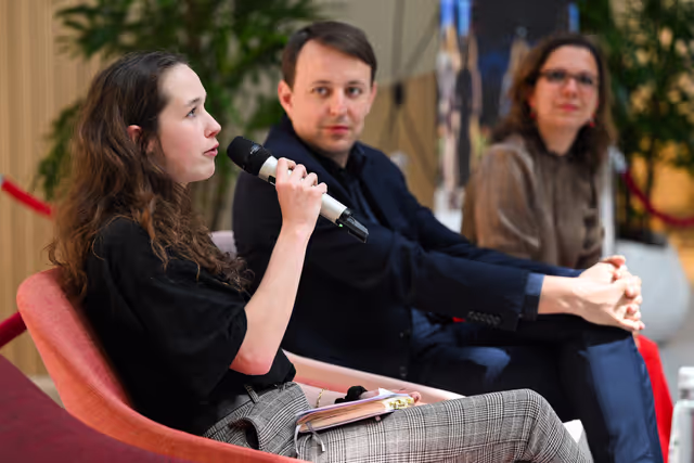 Foto 32: LUX Audience Award 2025 - Youth Seminar with European Parliament Ambassador School teachers and students