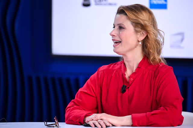 Fotogrāfija 30: LUX Audience Award 2025 - Exchanges among film representatives by Euronews