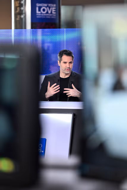 Fotogrāfija 11: LUX Audience Award 2025 - Exchanges among film representatives by Euronews