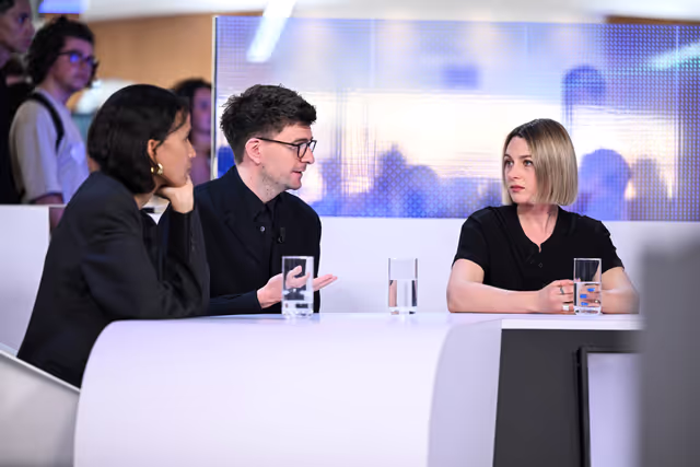 Fotogrāfija 6: LUX Audience Award 2025 - Exchanges among film representatives by Euronews