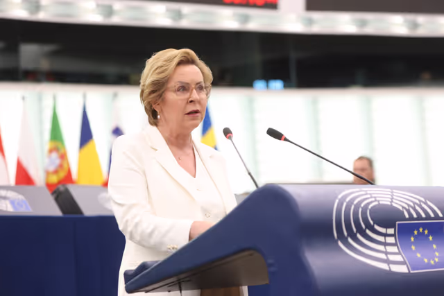 Fotagrafa 23: EP Plenary session - Preparation of EU-UK summit