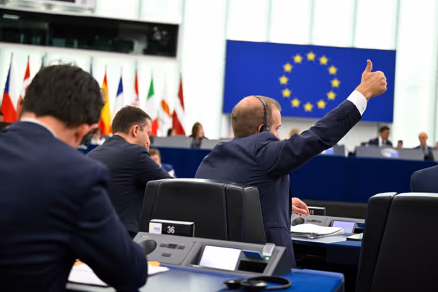 Foto 4: EP Plenary session - Voting session