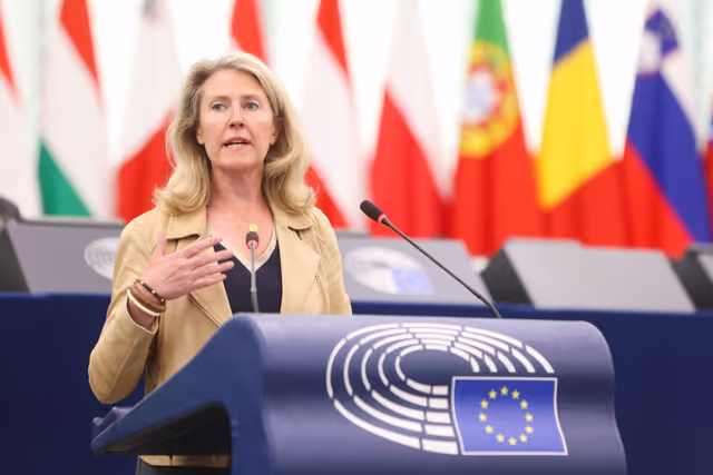 Fotografie 33: EP Plenary session - A revamped long-term budget for the Union in a changing world