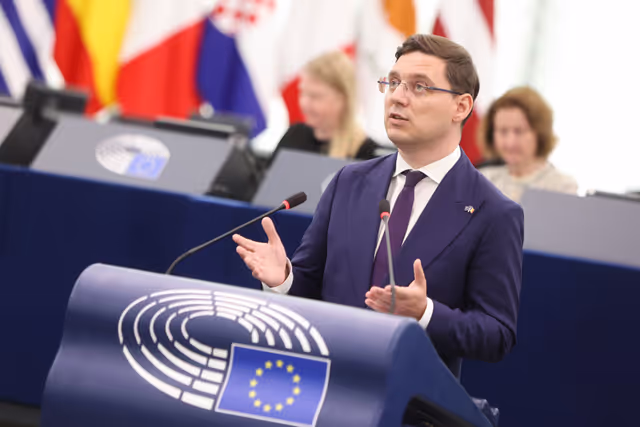 Fotografie 25: EP Plenary session - A revamped long-term budget for the Union in a changing world