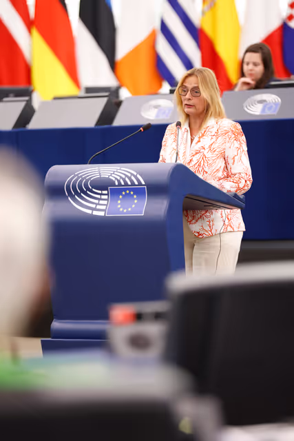 Photo 17: EP Plenary session - European Water Resilience Strategy