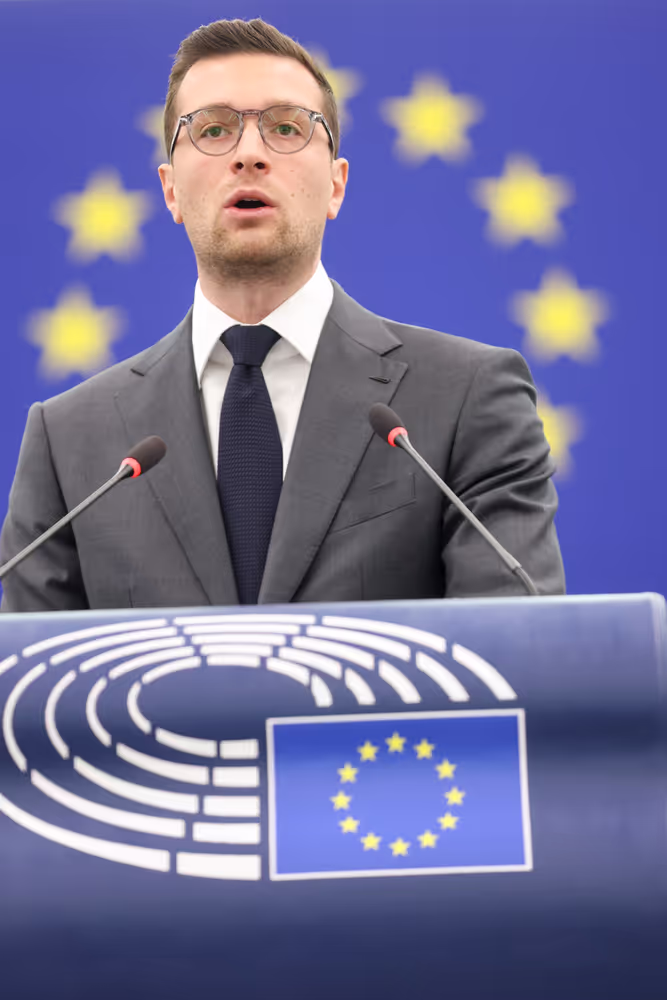 EP Plenary session - CO2 emission performance standards for new passenger cars and new light commercial vehicles for 2025 to 2027