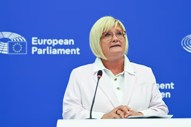 Foto 15: Press briefing Patriots for Europe