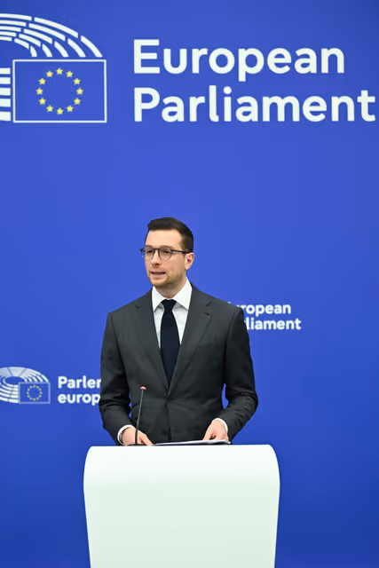 Foto 8: Press briefing Patriots for Europe