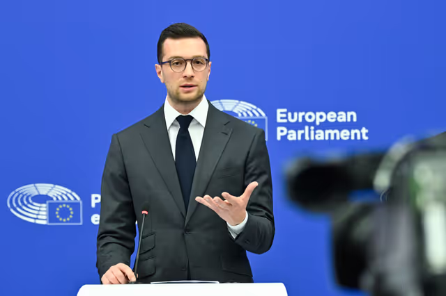 Foto 4: Press briefing Patriots for Europe