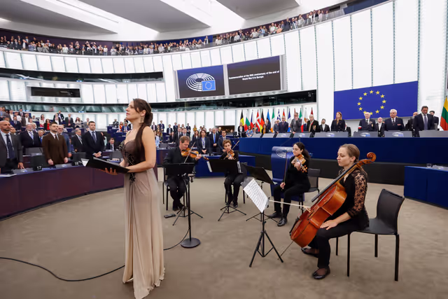 Снимка 17: EP Plenary session - Commemoration 80th anniversary end of World War II in Europe