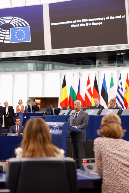 Снимка 47: EP Plenary session - Commemoration 80th anniversary end of World War II in Europe