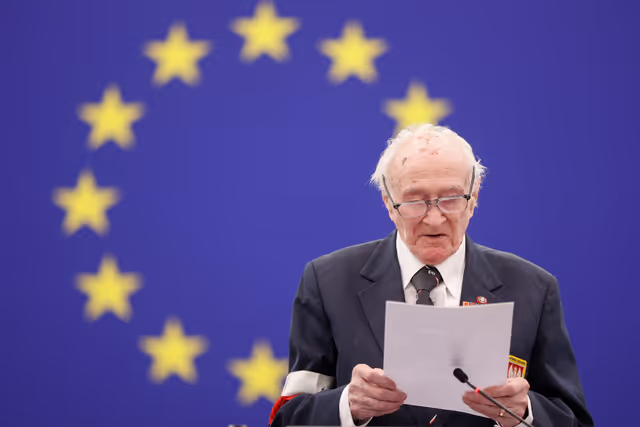 Снимка 34: EP Plenary session - Commemoration 80th anniversary end of World War II in Europe