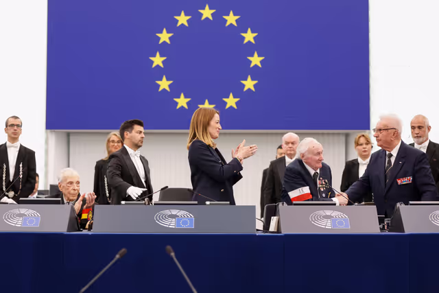 Снимка 21: EP Plenary session - Commemoration 80th anniversary end of World War II in Europe