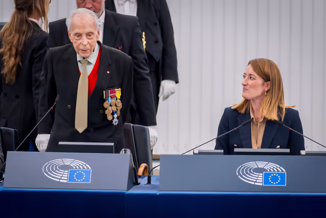Photo 33: EP Plenary session - Commemoration 80th anniversary end of World War II in Europe