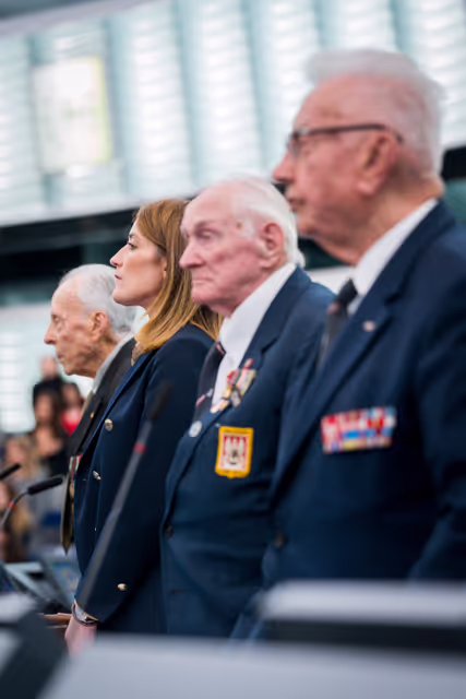 Photo 21: EP Plenary session - Commemoration 80th anniversary end of World War II in Europe