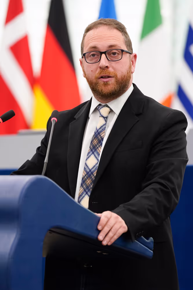 EP Plenary session - Winning the global tech race: boosting innovation and closing funding gaps