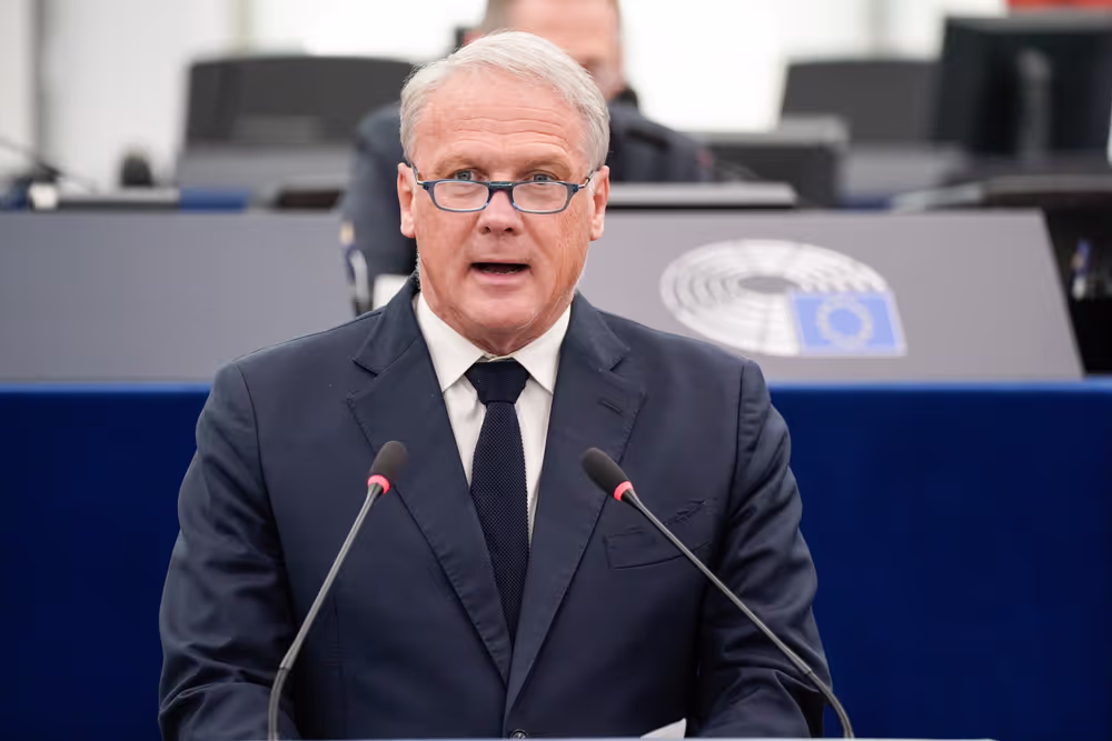 EP Plenary session - Winning the global tech race: boosting innovation and closing funding gaps