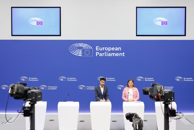 Photo 5: Press conference on the European Water Resilience Strategy