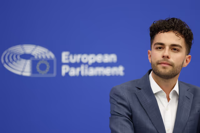 Photo 3: Press conference on the European Water Resilience Strategy