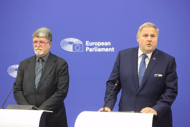 Billede 9: Press conference on the 2023 and 2024 Commission reports on Kosovo and on Serbia