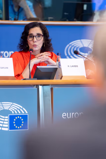 Photo 8: DEVE - Exchange of views with Commissioner Hadja LAHBIB