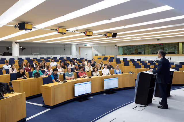 Fotografija 9: YOCOJOIN visit to the European Parliament
