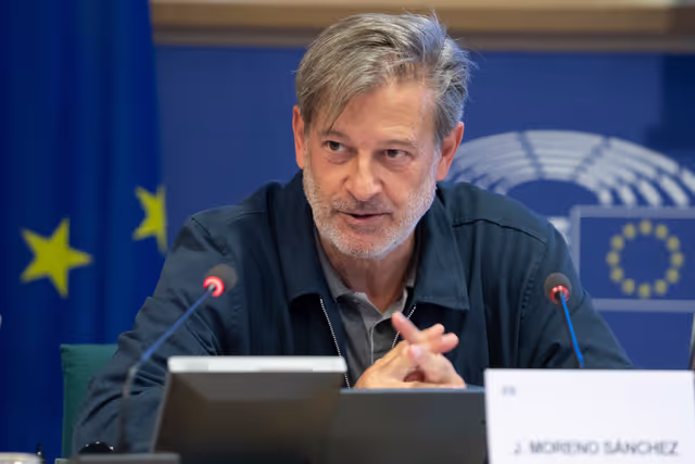 Foto 18: Delegation for relations with Canada meeting - Exchange of views with Professors S. Jaumain, Université Libre de Bruxelles, on the outcome of the federal elections in Canada and its possible impact on EU Canada relations