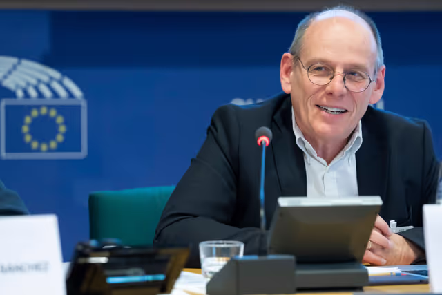 Foto 12: Delegation for relations with Canada meeting - Exchange of views with Professors S. Jaumain, Université Libre de Bruxelles, on the outcome of the federal elections in Canada and its possible impact on EU Canada relations