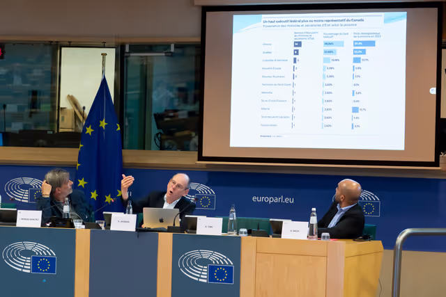 Foto 6: Delegation for relations with Canada meeting - Exchange of views with Professors S. Jaumain, Université Libre de Bruxelles, on the outcome of the federal elections in Canada and its possible impact on EU Canada relations