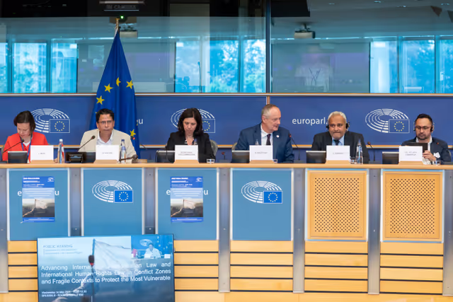 Снимка 18: DROI DEVE public hearing on “advancing International, Humanitarian Law and International Human Rights Law in Conflict Zones and Fragile Contexts to Protect then Most Vulnerable”