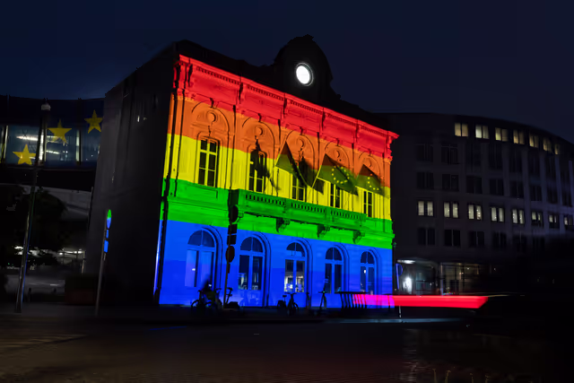 Fotó 5: International Day Against Homophobia, Biphobia, Intersexism and Transphobia (IDAHOBIT) - Rainbow flag illuminating the EP buildings