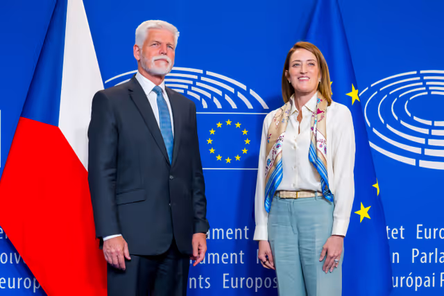 Roberta METSOLA, EP President meets with Petr PAVEL, Czech President