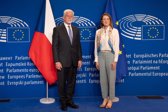 Roberta METSOLA, EP President meets with Petr PAVEL, Czech President