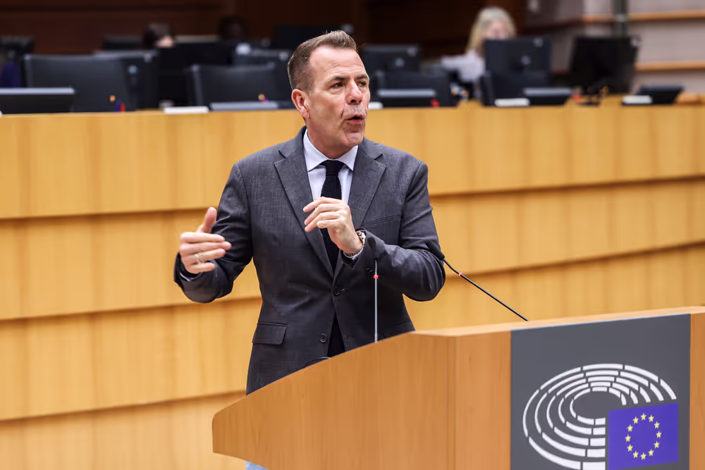 EP Mini-Plenary Session - The Hungarian government's drift to Russia-style repression: legislative threats to freedom of expression and democratic participation