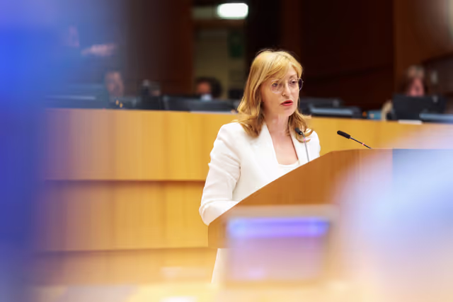 Foto 41: EP Mini-Plenary Session - Choose Europe for Science