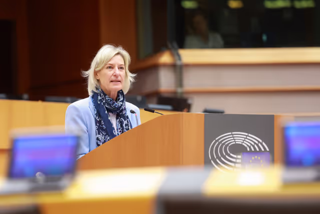 Foto 21: EP Mini-Plenary Session - Choose Europe for Science