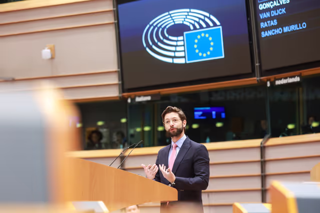 Foto 13: EP Mini-Plenary Session - Choose Europe for Science