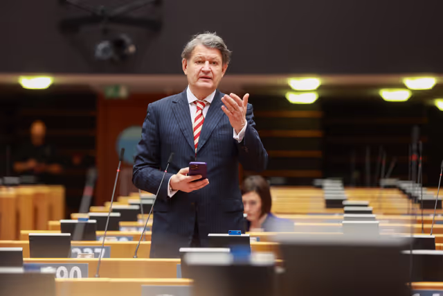 Foto 4: EP Mini-Plenary Session - Choose Europe for Science