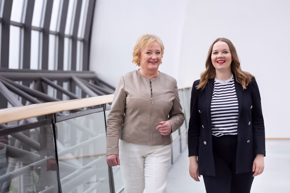 Elsi KATAINEN and Katri KULMUNI in the EP in Brussels