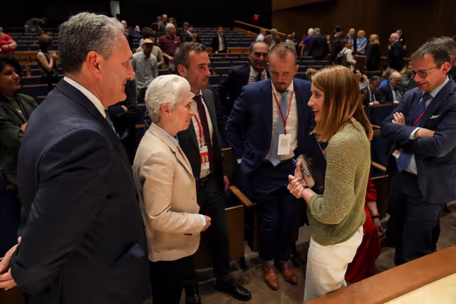 Zdjęcie 4: Roberta METSOLA, EP President participates at the Dayton Dialogue