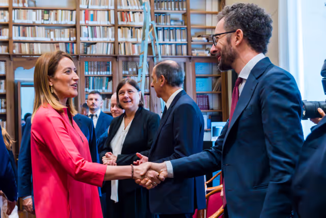 Foto 18: Official visit by Roberta METSOLA, EP President to Italy - Q&A Session with Students Europe: Open questions for a Common future, at the Università Cattolica of Milan