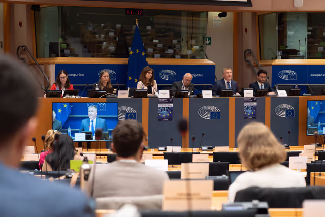 Suriet 7: LIBE.- Exchange of views with the Commissioner for Democracy, Justice, the Rule of Law and Consumer Protection, Michael McGrath, in the framework of the Structured Dialogue