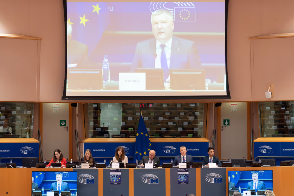 LIBE.- Exchange of views with the Commissioner for Democracy, Justice, the Rule of Law and Consumer Protection, Michael McGrath, in the framework of the Structured Dialogue