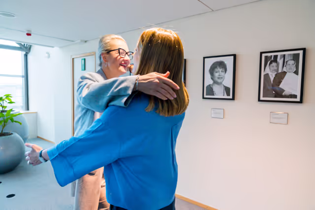 Foto 4: Roberta METSOLA, EP President meets with Yulia NAVALNAYA, Alexei NAVALNY's wife