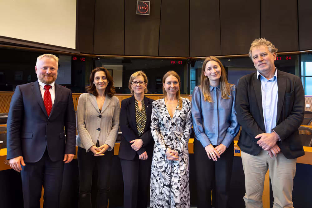 ECON trilogue on CMDI package